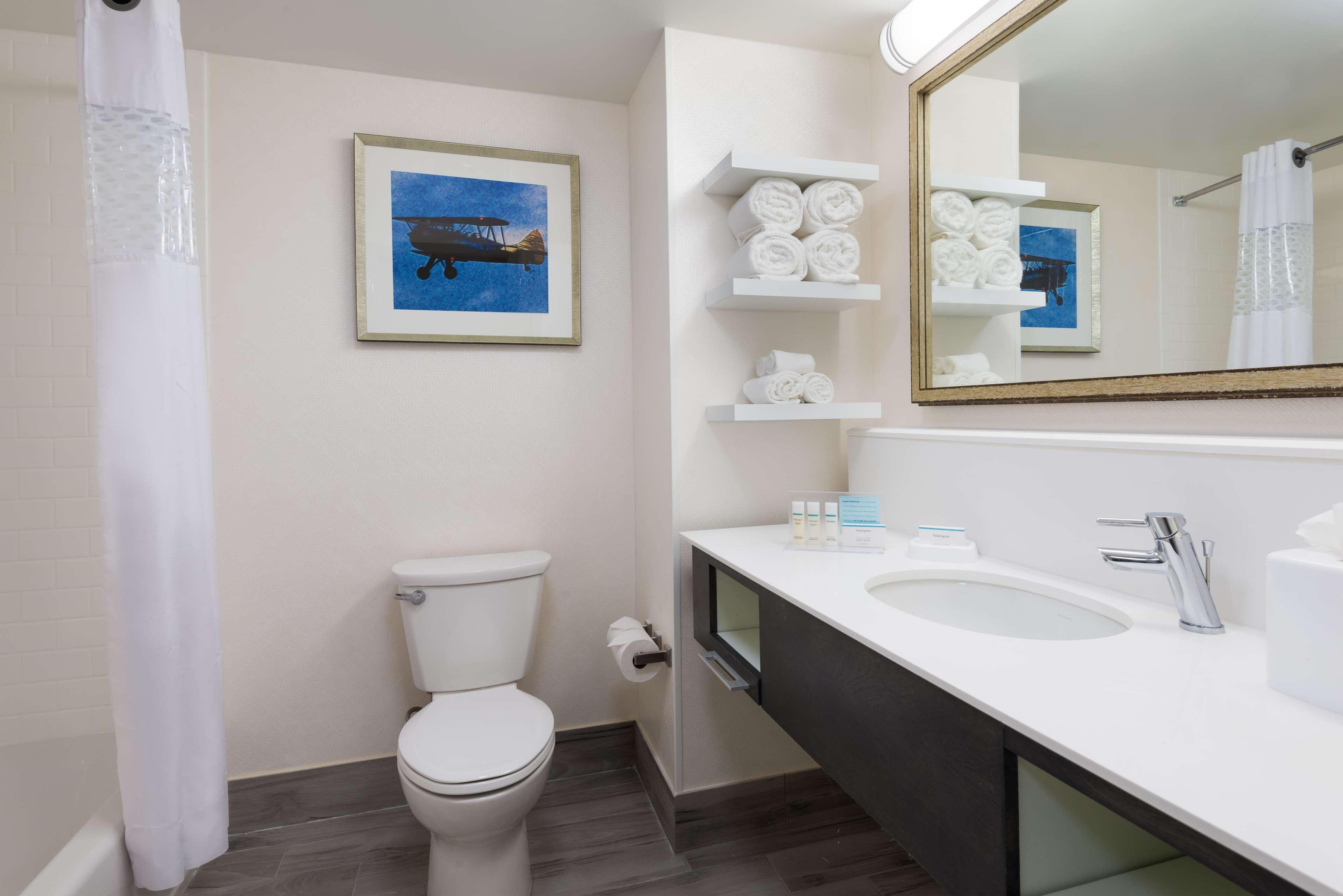 Hampton Inn & Suites Tampa Airport Avion Park Westshore Kültér fotó