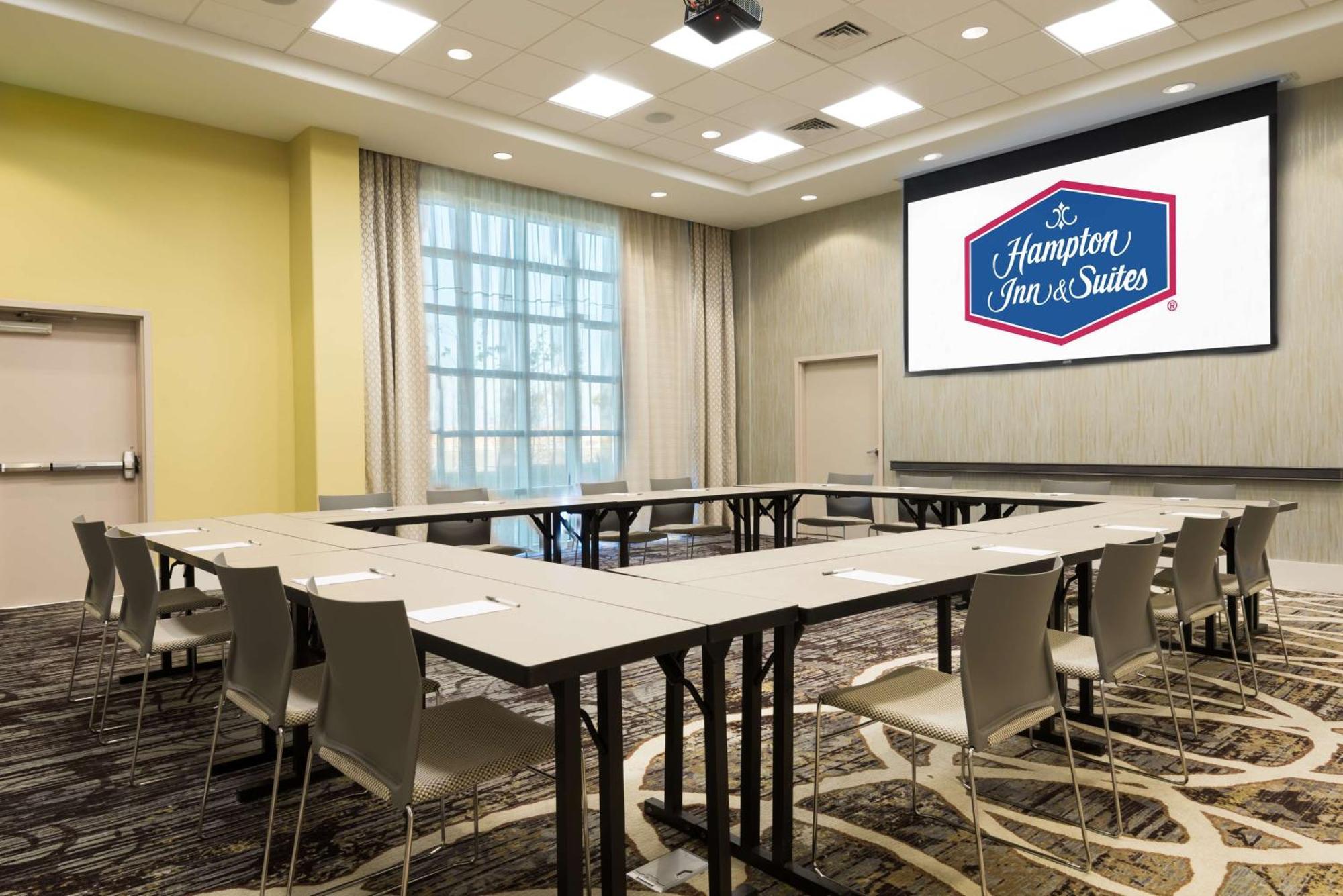 Hampton Inn & Suites Tampa Airport Avion Park Westshore Kültér fotó